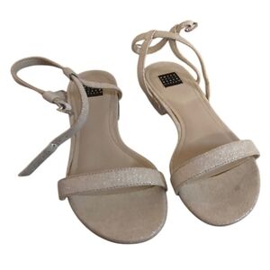 White House Black Market Cobblestone DES Lucite Sandals Size 6